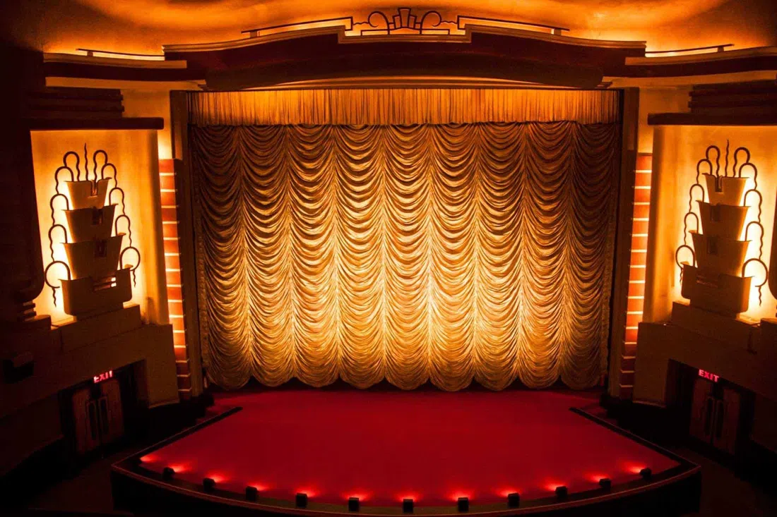 Liberty Cinema, Mumbai