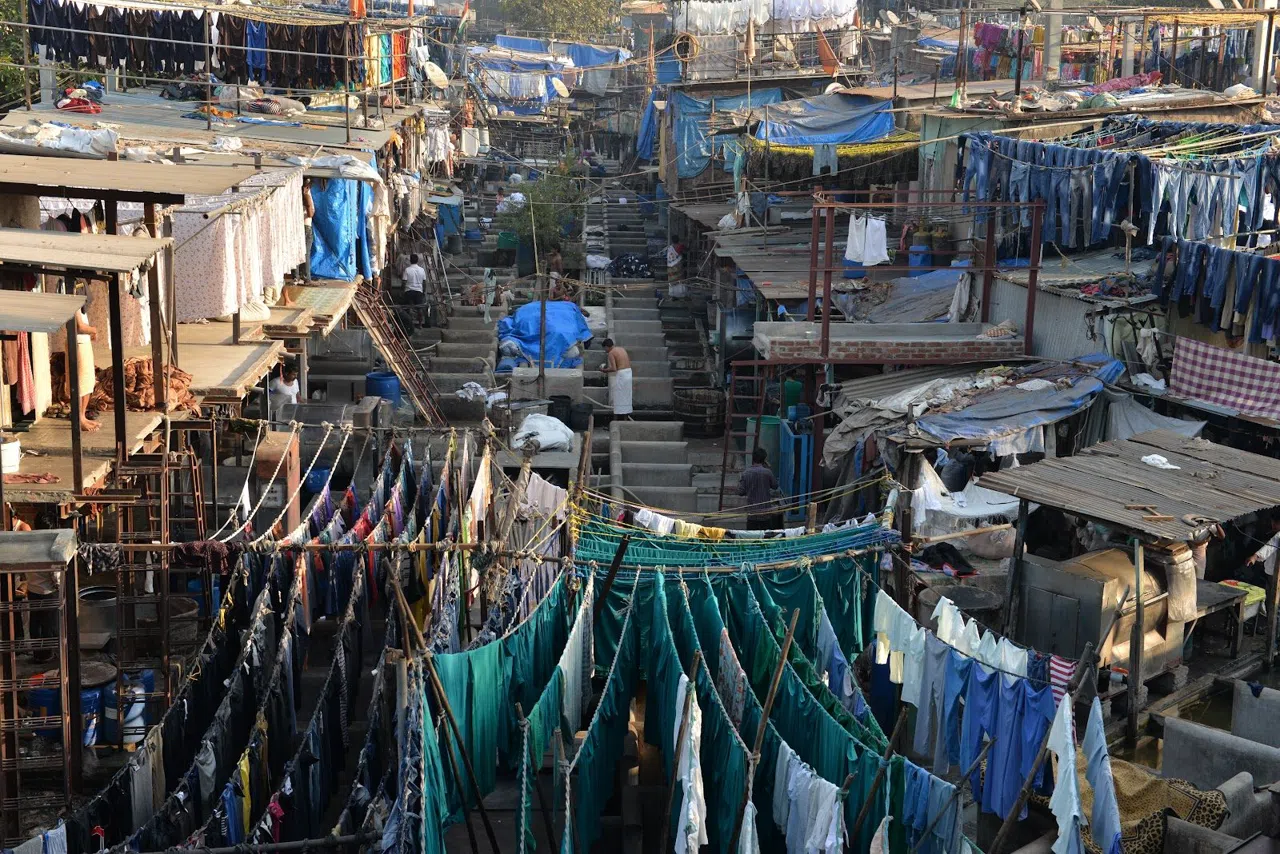Il Dhobi Ghat di Mumbai, prima che la città si svegli