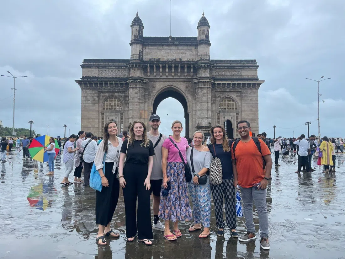 Mumbai Magic guided dawn market walk, Mumbai