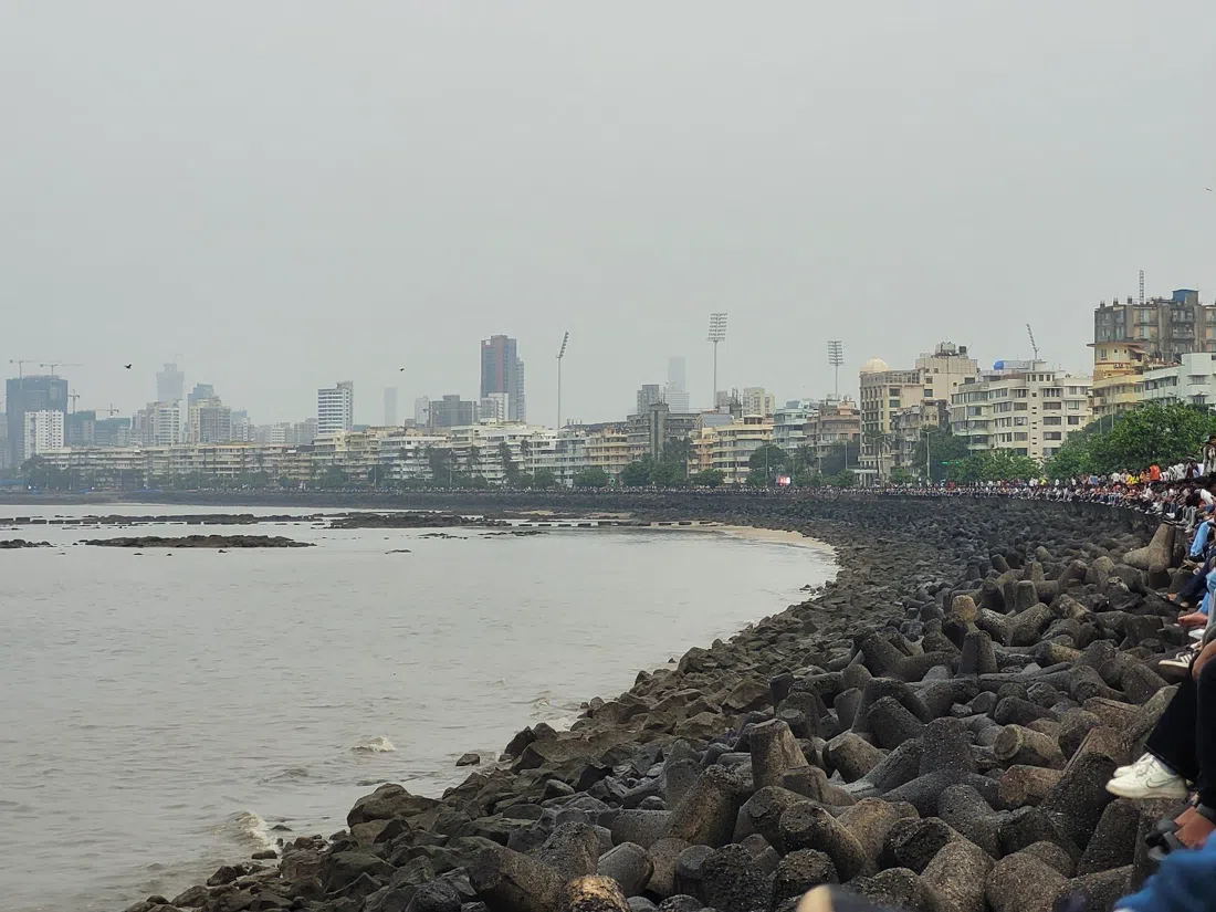 Marine Drive Promenade (Queen's Necklace), Mumbai